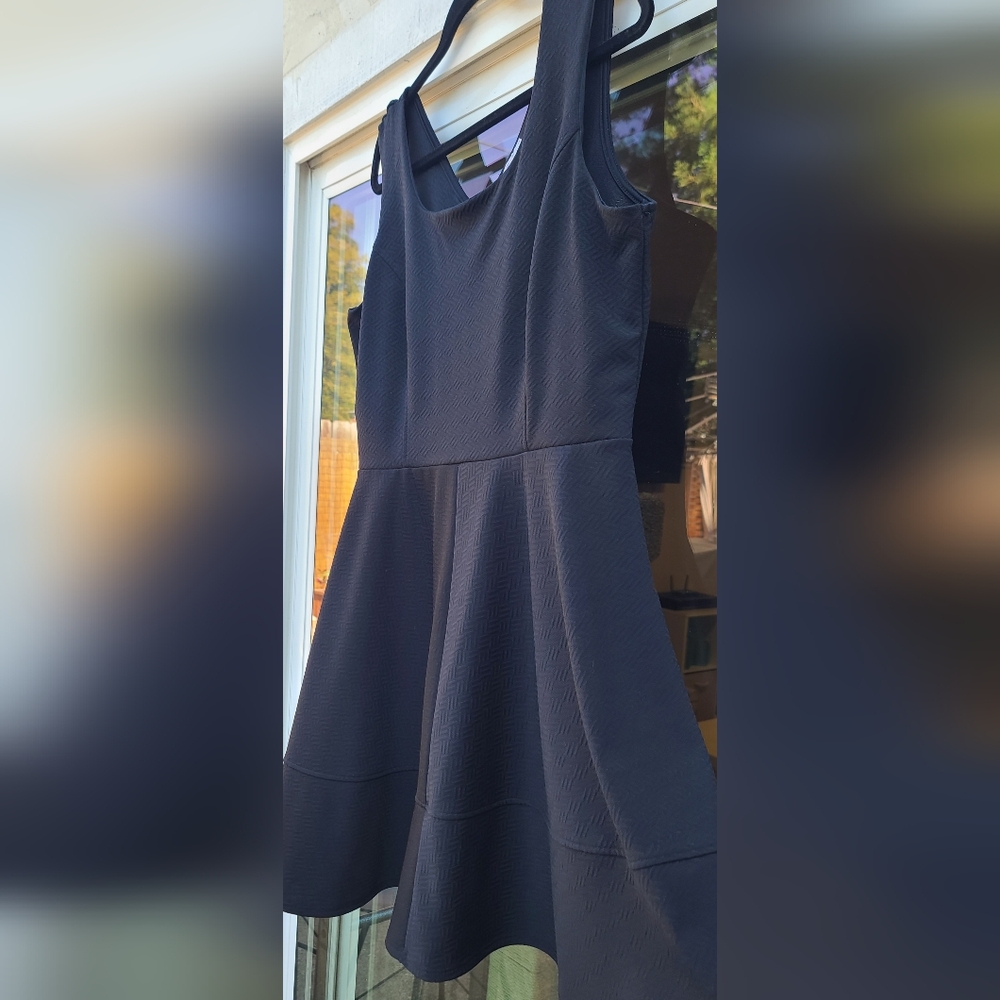 Kiki La'Rue Little Black Dress Textured Fit-and-Flare – Size 2XL - Picture 3 of 15